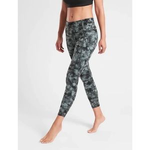 Athleta Chaturanga tie dye leggings